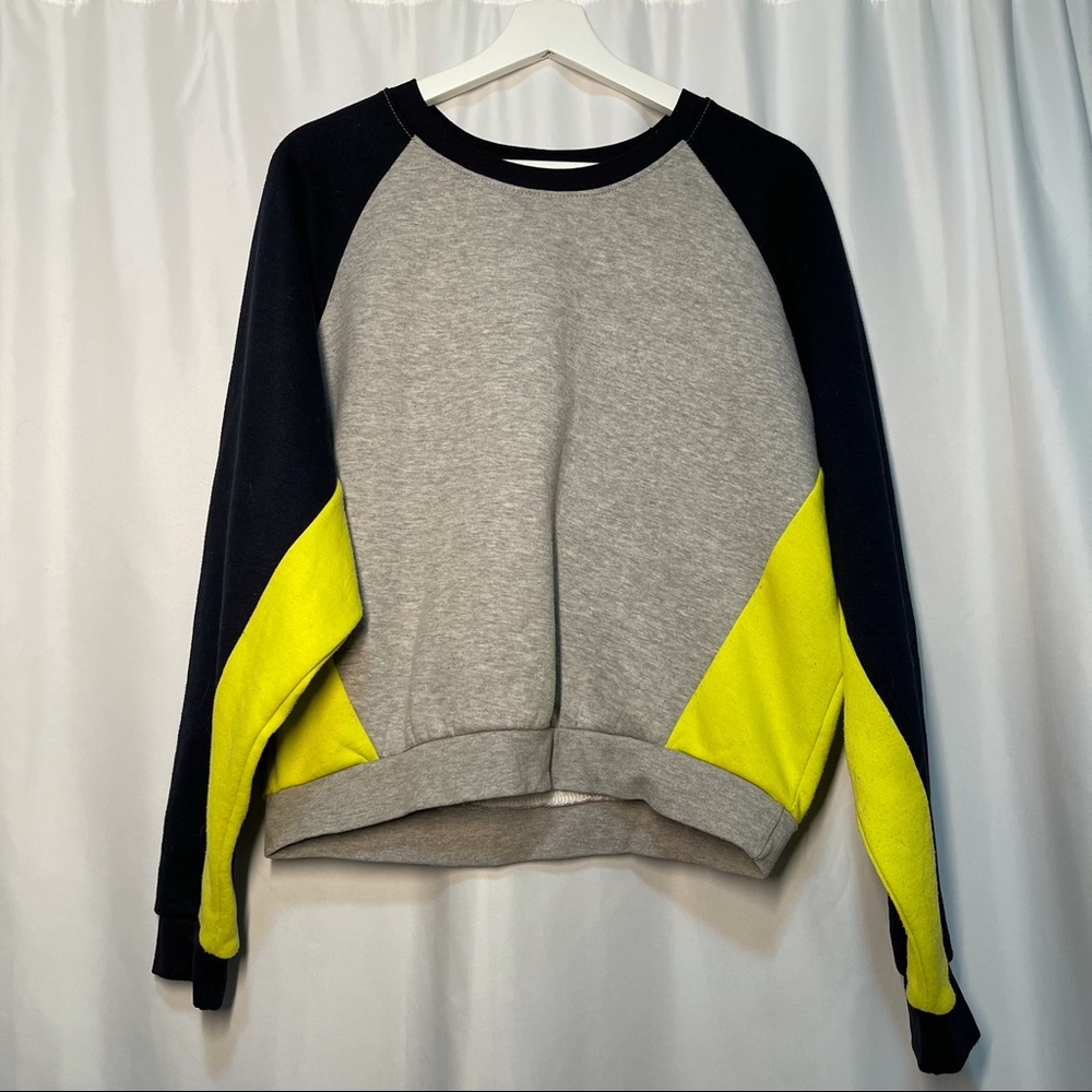 Batwing cropped sweatshirt by Genetic Apparel